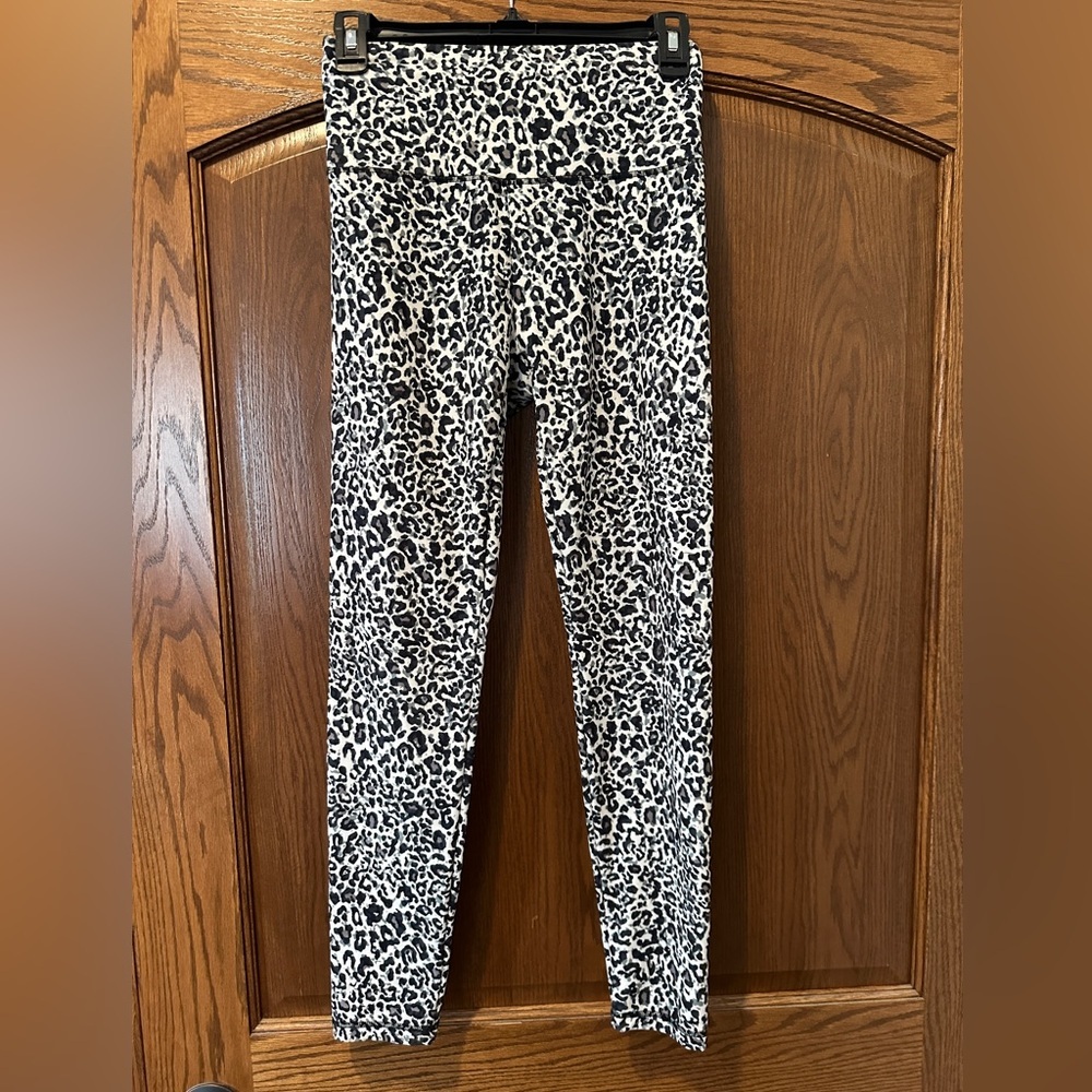 Balance Collection Leopard Print High Waisted Yoga Leggings Womens Small‎